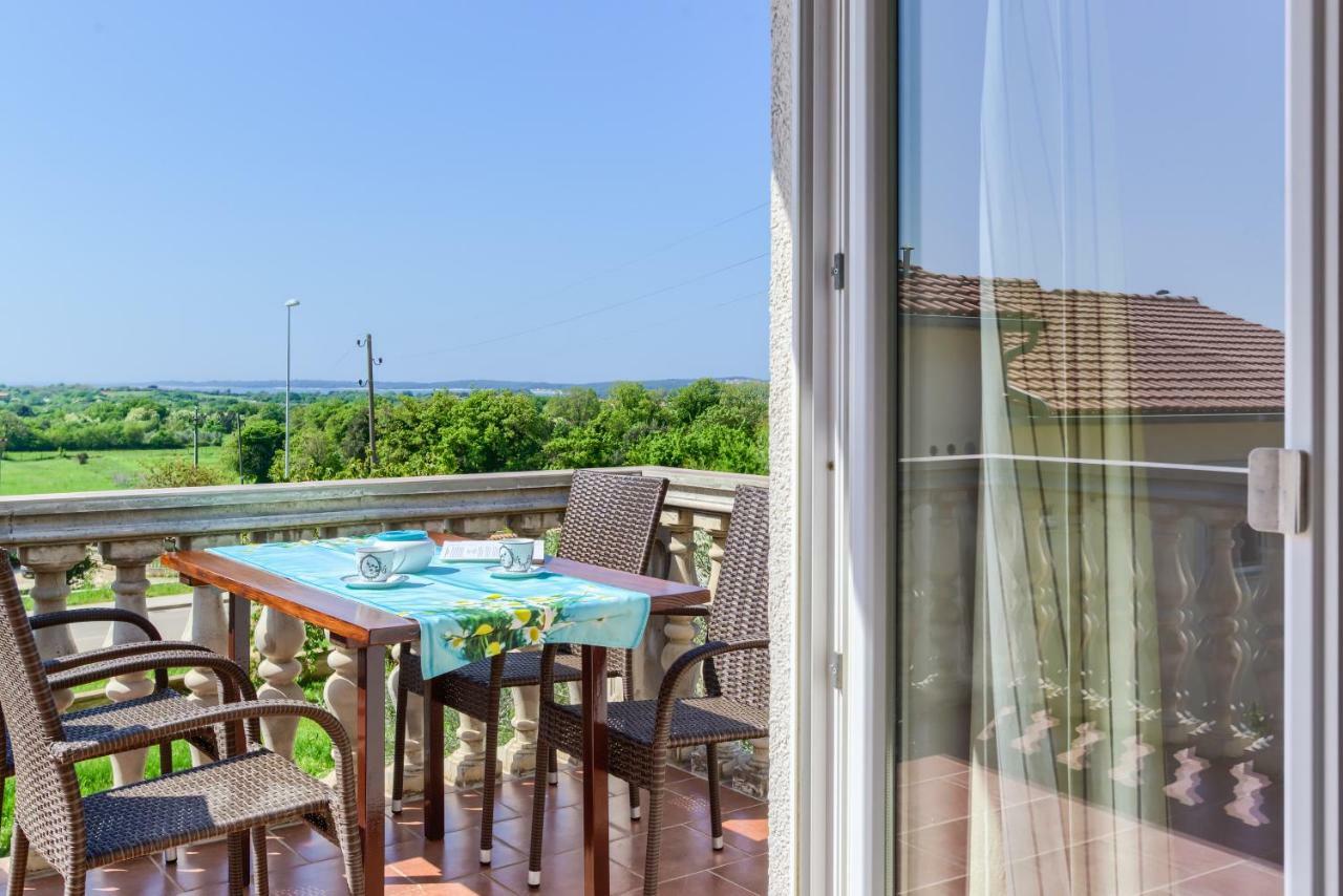 Apartment Monica Ližnjan Zewnętrze zdjęcie
